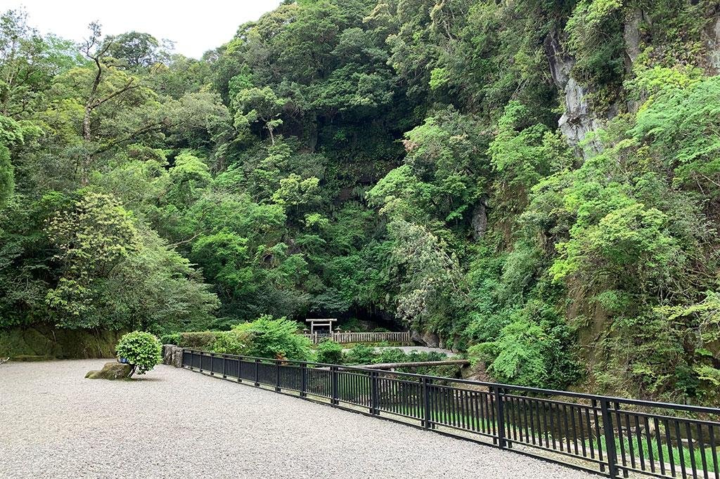 👑 아이 산 위 능 (아이란 산료)
